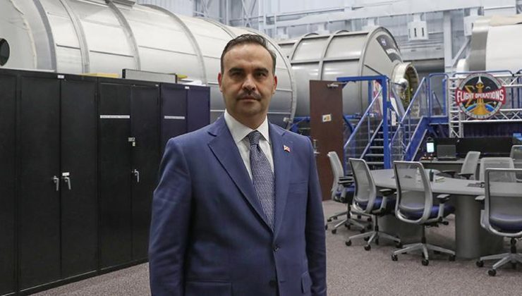 Bakan Kacır: Bu misyon Türk gençliğine ilham kaynağı olacak