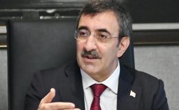 Cevdet Yılmaz: Enflasyonla mücadele ederken büyümeyi de sürdürüyoruz