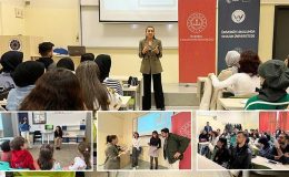 Öğretmenler üniversitede